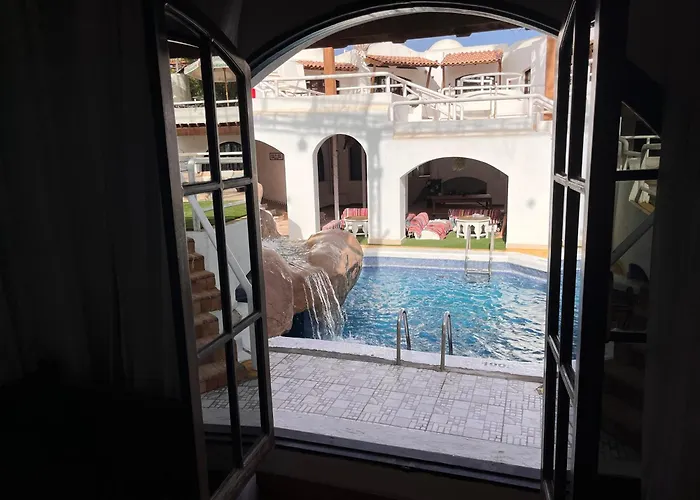 Sanafir - El Pacha - Adults Only Oda ve Kahvaltı 4*